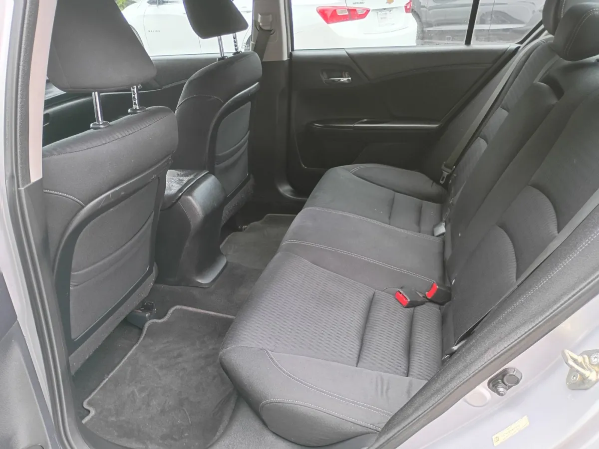 2013 Honda Accord — image 5