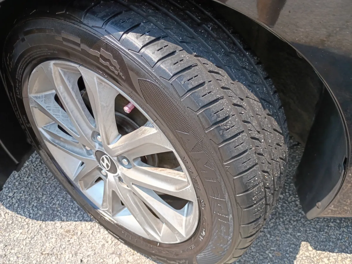 2014 Hyundai Elantra — image 9