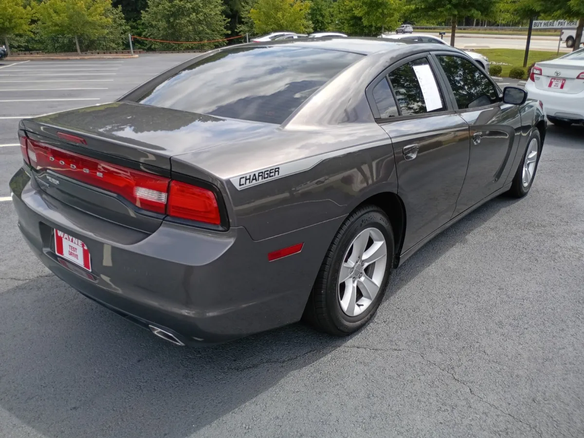 2014 Dodge Charger — image 3