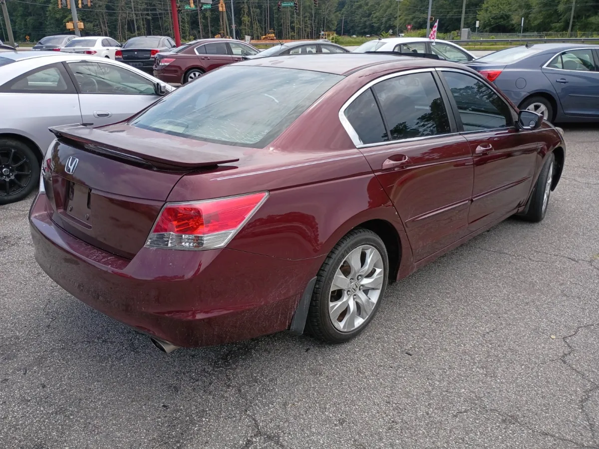 2010 Honda Accord — image 3