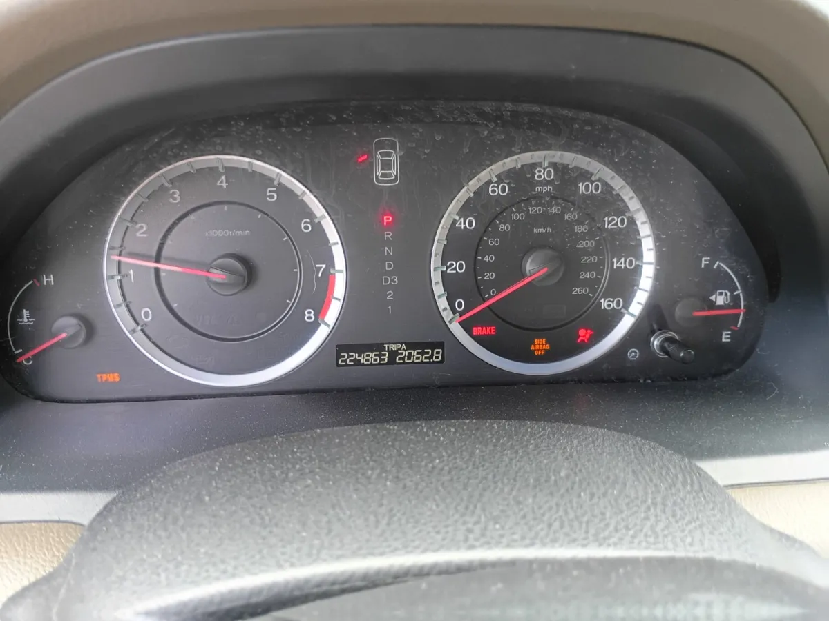 2010 Honda Accord — image 7