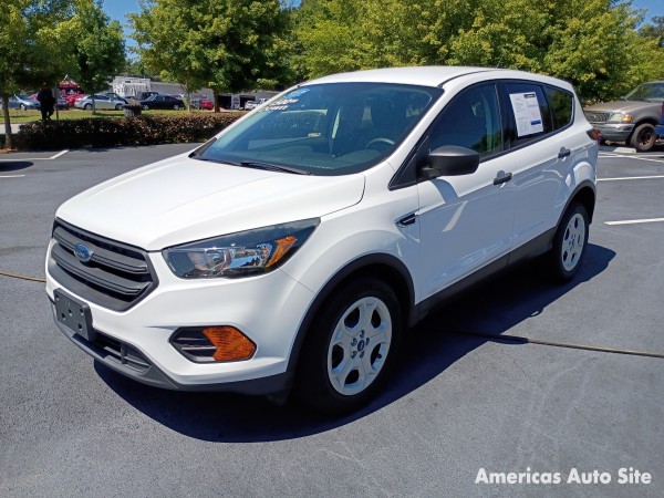 2019 Ford Escape — image 2