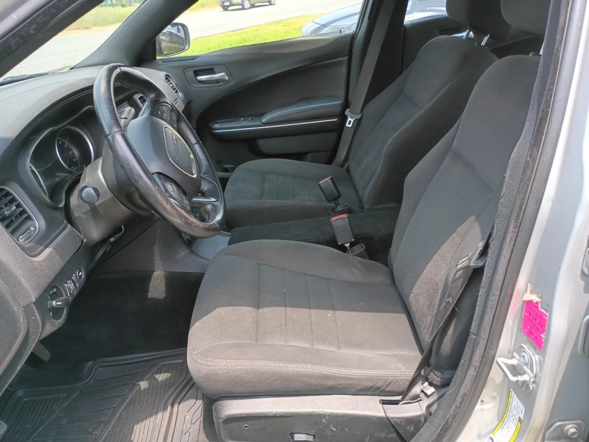 2018 Dodge Charger — image 6
