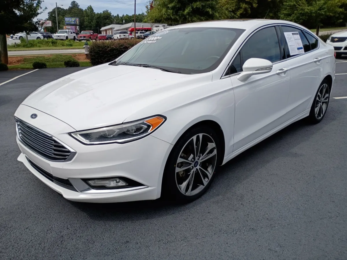 2017 Ford Fusion — image 2