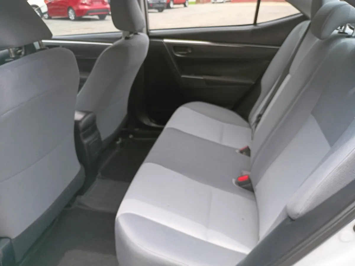 2016 Toyota Corolla — image 5