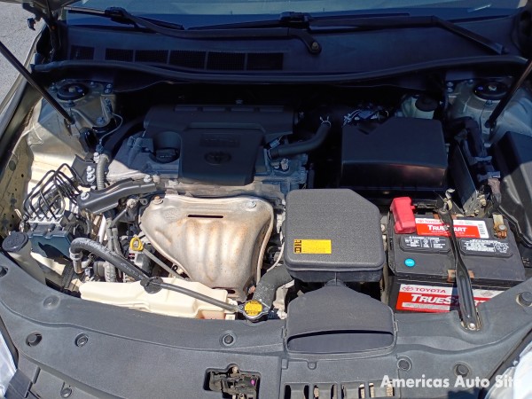 2015 Toyota Camry — image 10