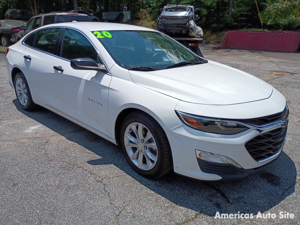 2020 Chevrolet Malibu — image 2