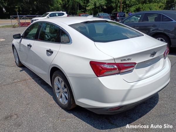2020 Chevrolet Malibu — image 3