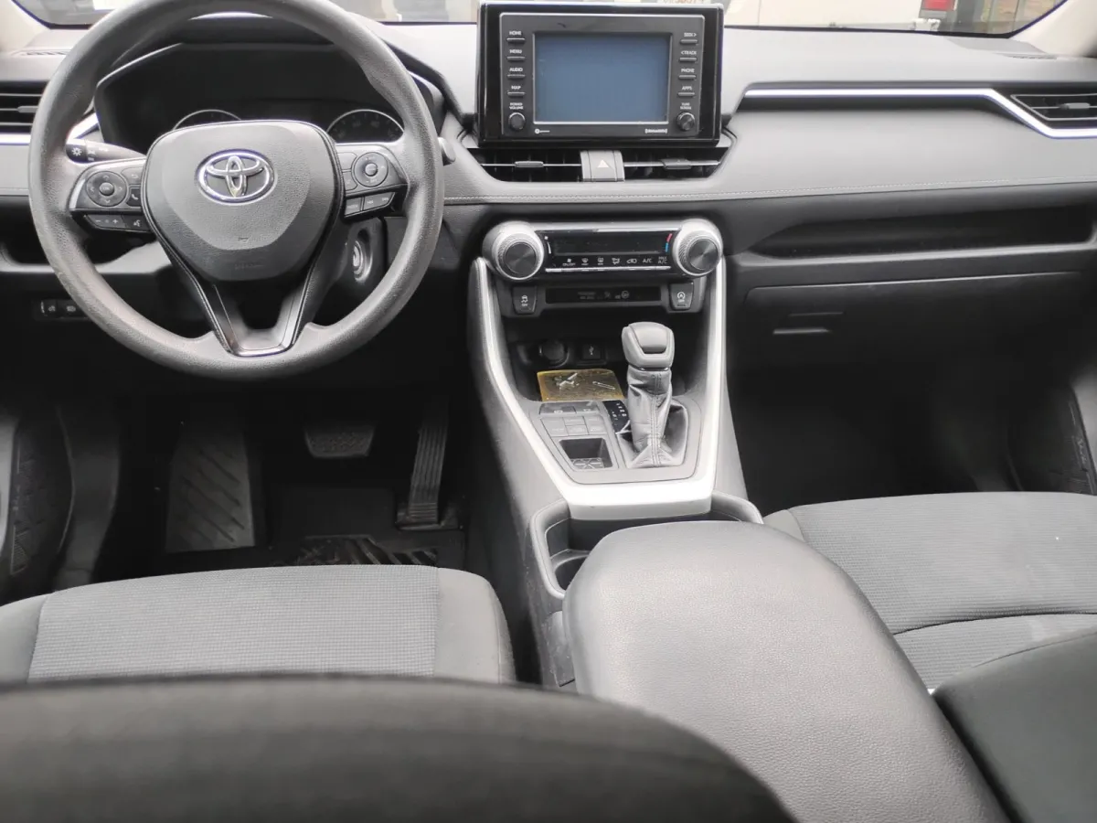 2020 Toyota RAV4 5