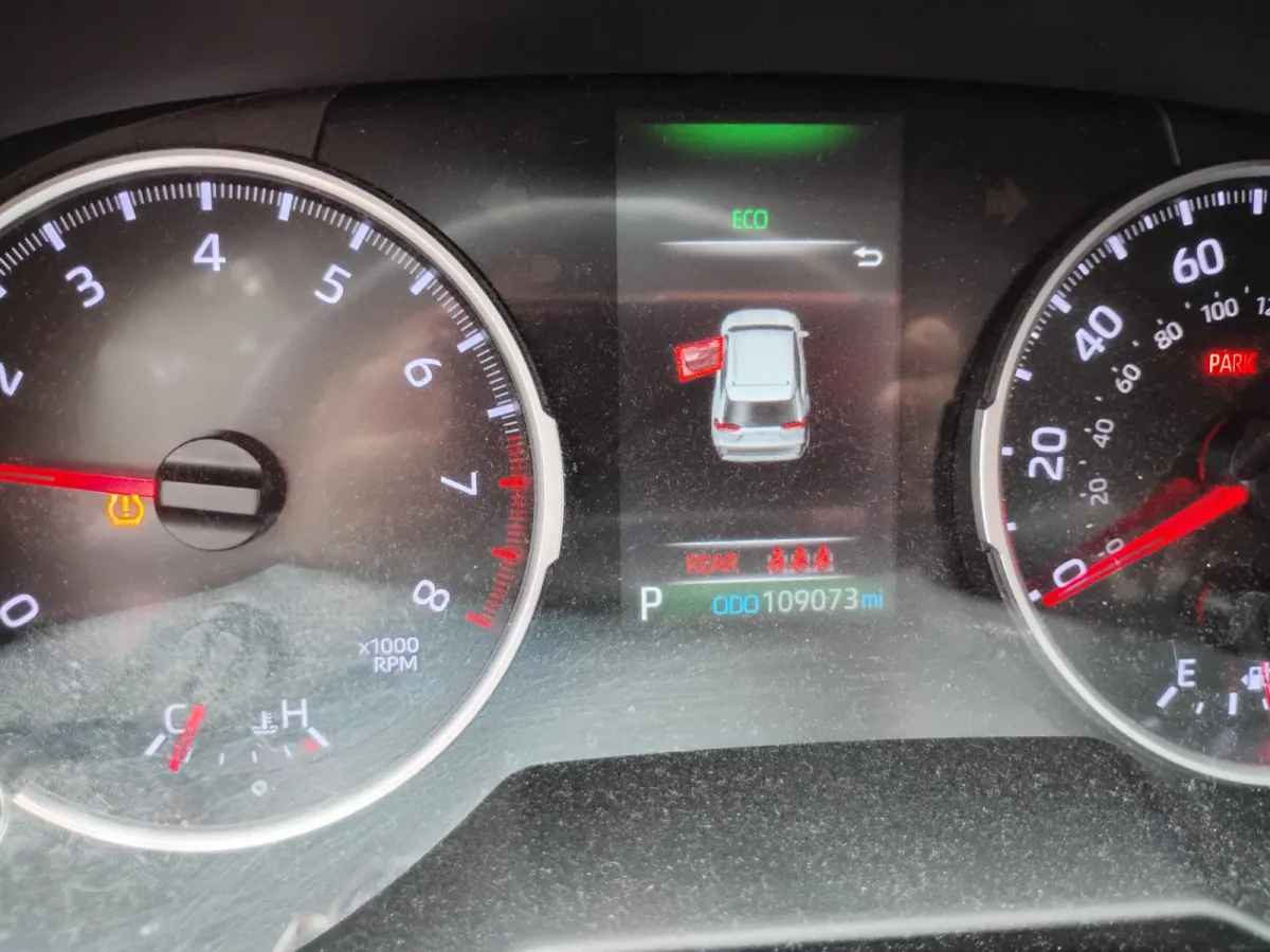 2020 Toyota RAV4 8