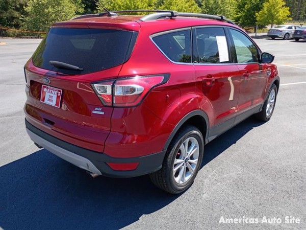 2018 Ford Escape — image 2