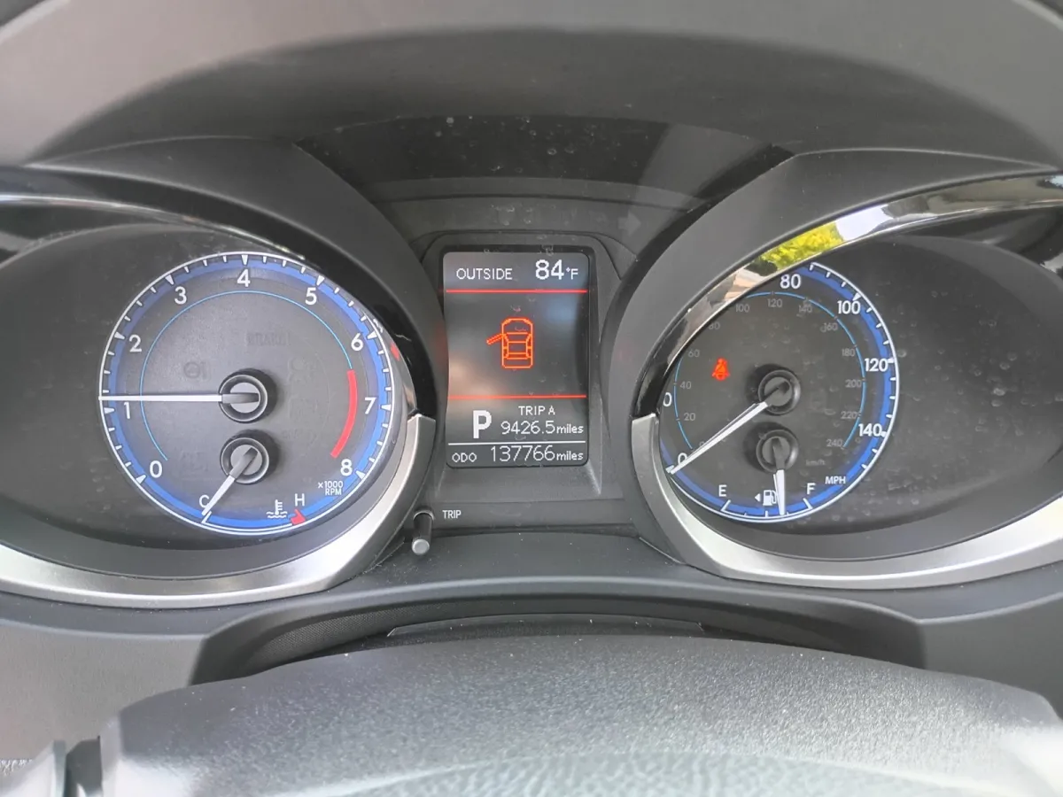 2014 Toyota Corolla — image 7