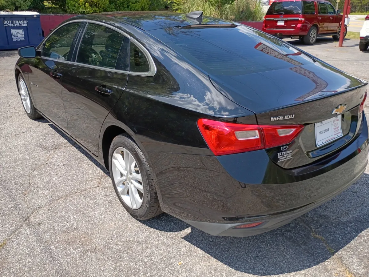 2018 Chevrolet Malibu — image 3