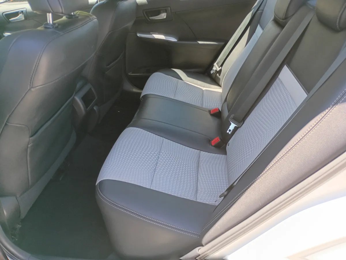 2014 Toyota Camry — image 5
