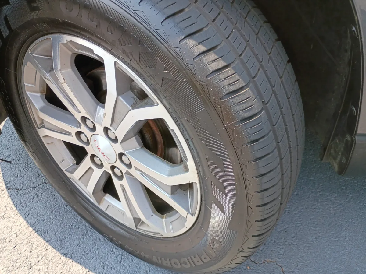 2013 GMC Acadia — image 10