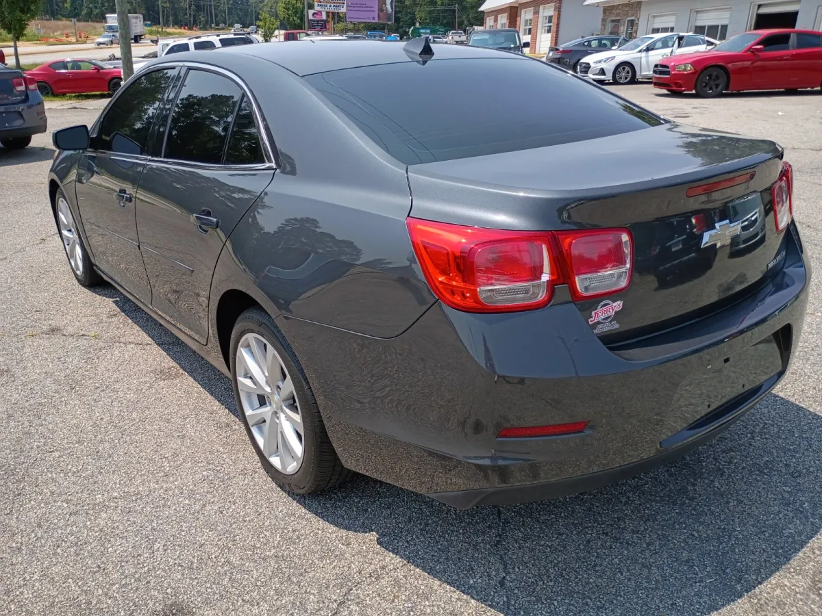 2014 Chevrolet Malibu — image 3