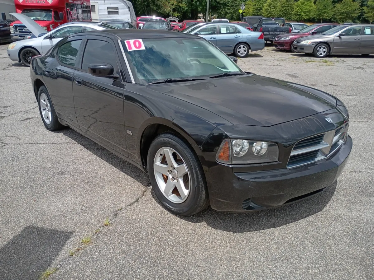 2010 Dodge Charger — image 2