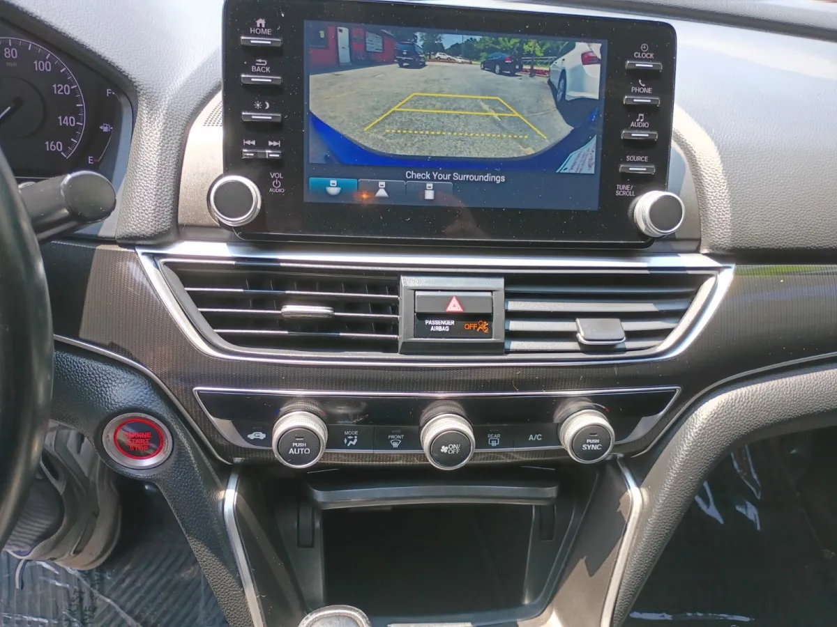 2021 Honda Accord — image 8