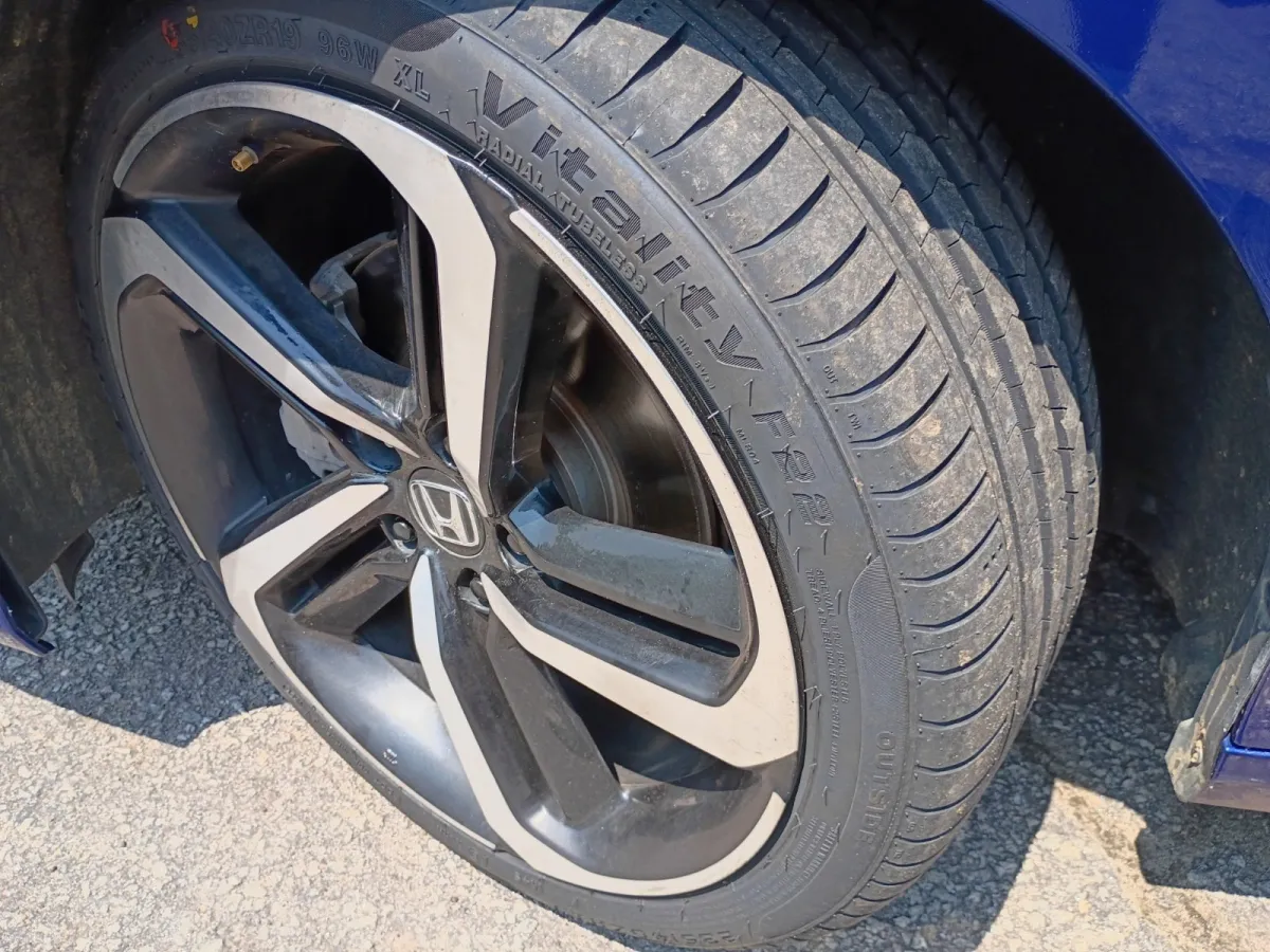 2021 Honda Accord — image 9