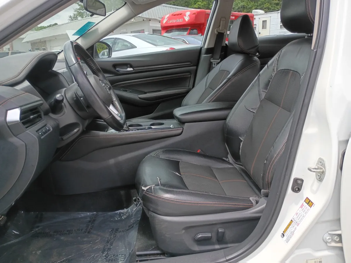 2020 Nissan Altima — image 6