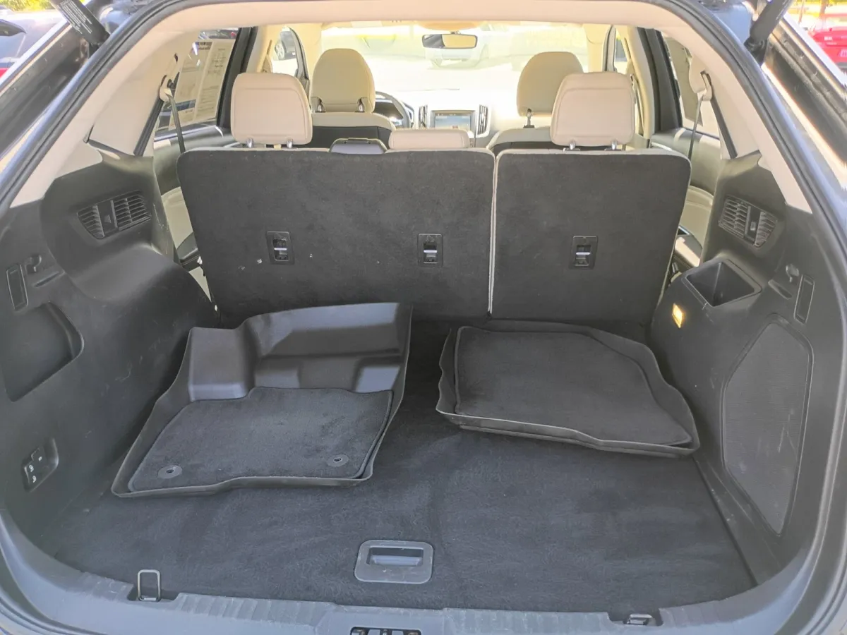 2016 Ford Edge — image 4