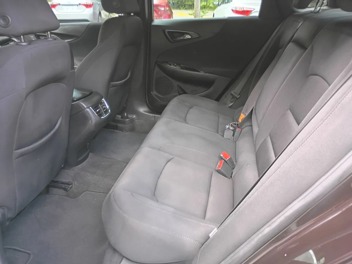 2021 Chevrolet Malibu — image 5